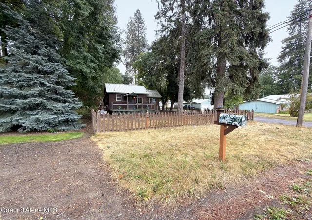 Photo 3 of Single family home for sale at 6552 Jackson St, Bonners Ferry, ID 83805 | MLS# 26-9123 | Listing updated on 2026-09-04
