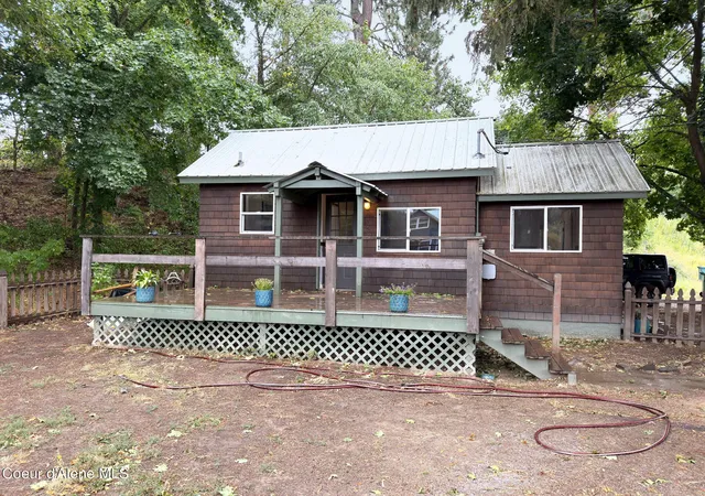 Photo 3 of Single family home for sale at 6552 Jackson St, Bonners Ferry, ID 83805 | MLS# 26-9123 | Listing updated on 2026-09-04