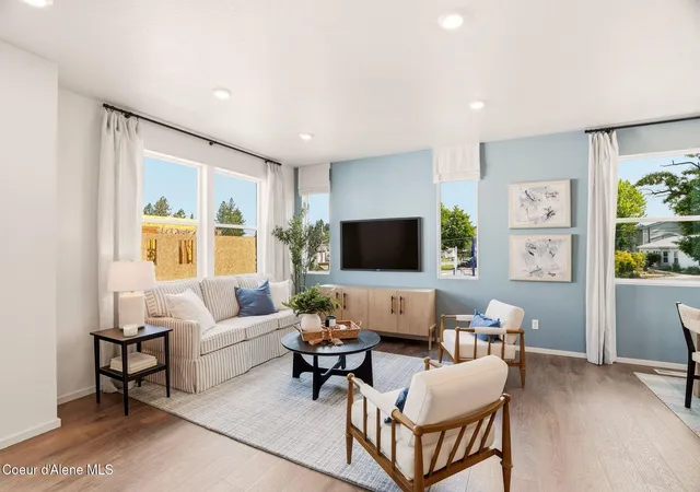 Photo 3 of Condo for sale at 1129 W Pinewood Loop, Coeur D'alene, ID 83814 | MLS# 26-9121 | Listing updated on 2026-09-21