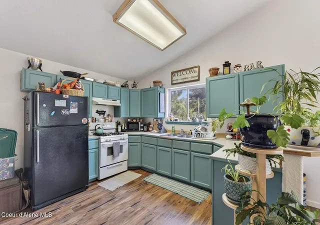 Photo 3 of Single family home for sale at 97 N Division St, Moyie Springs, ID 83845 | MLS# 26-9160 | Listing updated on 2026-09-08
