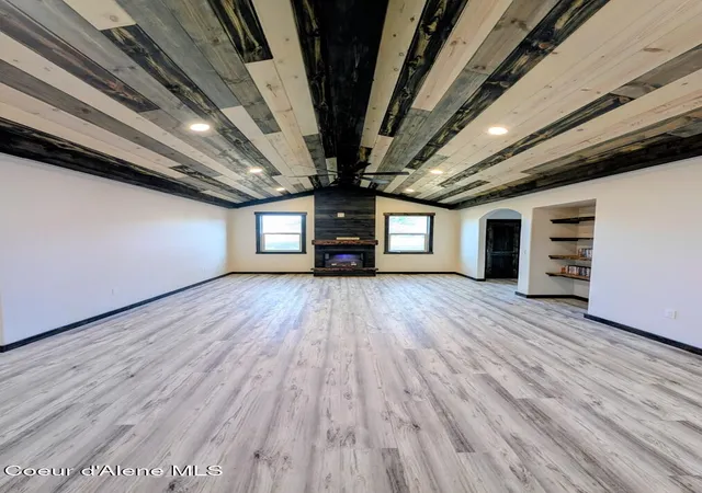 Photo 3 of Single family home for sale at 6856 Selkirk St, Bonners Ferry, ID 83805 | MLS# 26-9136 | Listing updated on 2026-09-04