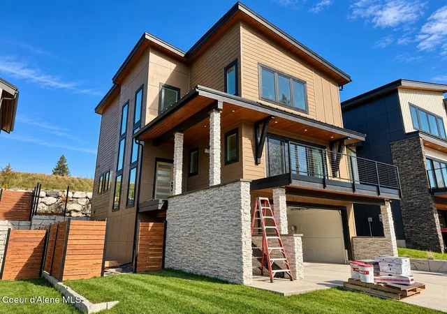 Photo 1 of Single family home for sale at 2761 W Lumber Ln, Coeur D Alene, ID 83814 | MLS# 26-9141 | Listing updated on 2026-10-08