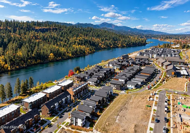 Photo 3 of Single family home for sale at 2761 W Lumber Ln, Coeur D Alene, ID 83814 | MLS# 26-9141 | Listing updated on 2026-10-08