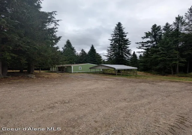 Photo 1 of Single family home for sale at 186 Ross Rd, Bonners Ferry, ID 83805 | MLS# 26-9169 | Listing updated on 2026-09-12