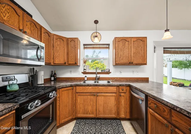 Photo 4 of Sale Pending at 2473 N Bunchgrass Dr, Post Falls, ID 83854 | MLS# 26-9177 | Listing updated on 2026-09-14