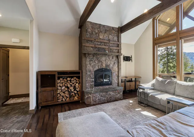 Photo 4 of Single family home for sale at 355 & 533 Olympic Dr, Sandpoint, ID 83864 | MLS# 26-9194 | Listing updated on 2026-09-07