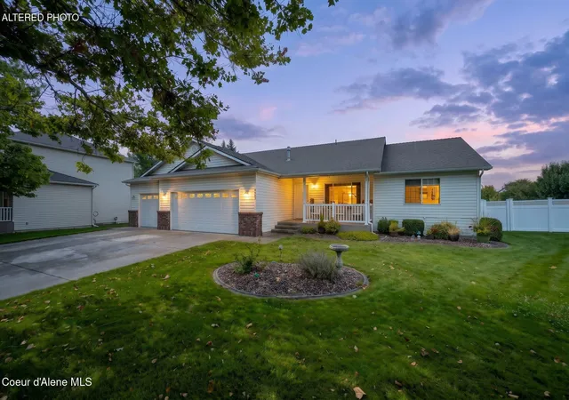 Single family home for sale at 1960 N Palisades Dr, Post Falls, ID 83854 | MLS# 26-9210