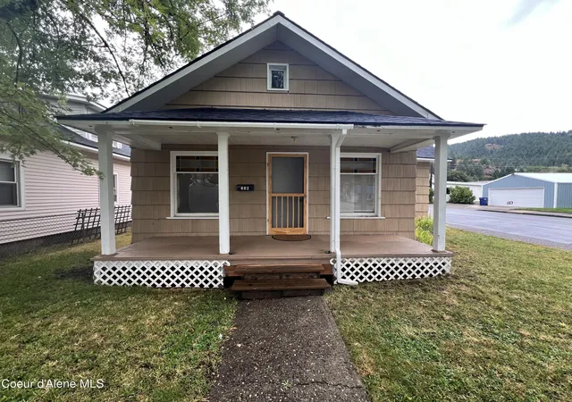 Photo 2 of Sale Pending at 402 W Mullan Ave, Kellogg, ID 83837 | MLS# 26-9202 | Listing updated on 2026-09-09