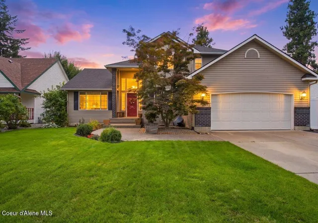 Photo 1 of Single family home for sale at 1178 W Canfield Ave, Coeur D Alene, ID 83815 | MLS# 26-9501 | Listing updated on 2026-09-21