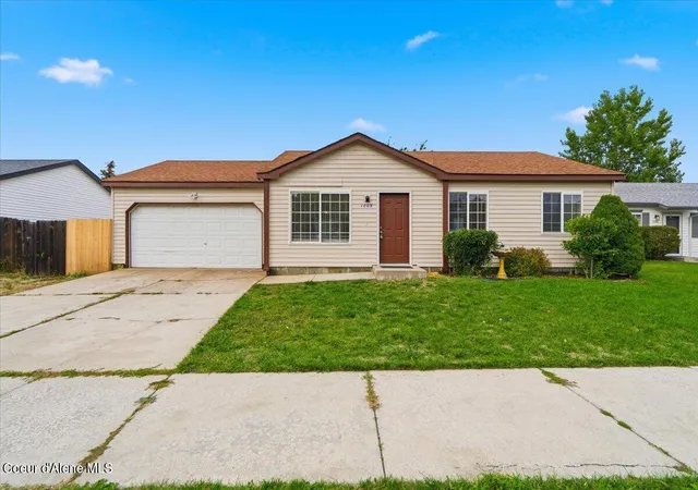 Photo 2 of Single family home for sale at 1003 E Teton Ave, Post Falls, ID 83854 | MLS# 26-9315 | Listing updated on 2026-09-11