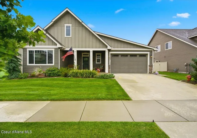 Photo 2 of Sale Pending at 4821 E Alopex Ln, Post Falls, ID 83854 | MLS# 26-9804 | Listing updated on 2026-10-07