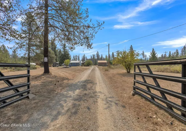 Photo 1 of Single family home for sale at 396 Wakena Ln, Priest River, ID 83856 | MLS# 26-9249 | Listing updated on 2026-09-19