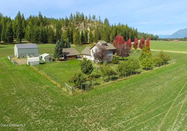 Photo 2 of Sale Pending at 576 Turner Hl Rd, Bonners Ferry, ID 83805 | MLS# 26-9233 | Listing updated on 2026-10-19