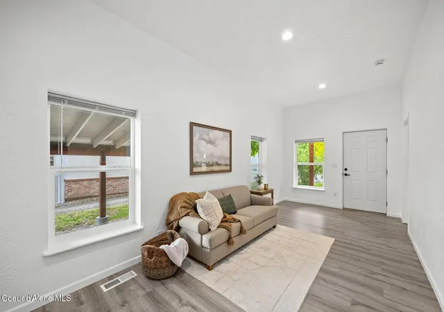 Photo 4 of Single family home for sale at 214 Gold Ave, Kellogg, ID 83837 | MLS# 26-9234 | Listing updated on 2026-09-09
