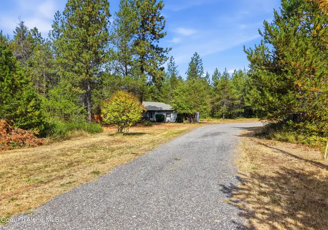 Photo 3 of Single family home for sale at 29087 N Hindman St, Athol, ID 83801 | MLS# 26-9274 | Listing updated on 2026-09-18