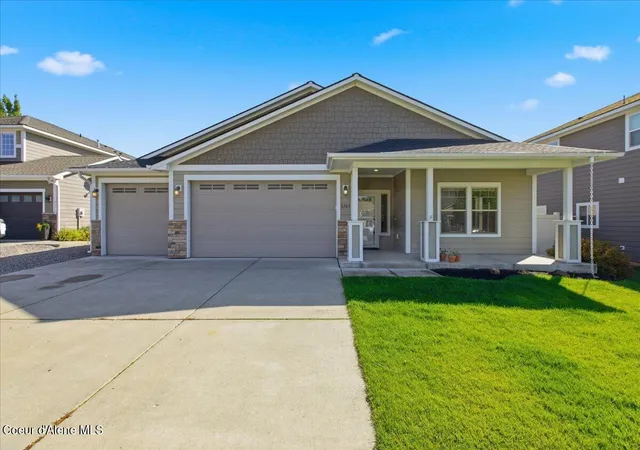 Single family home for sale at 3364 N Sherwood Dr, Coeur D Alene, ID 83815 | MLS# 26-9256
