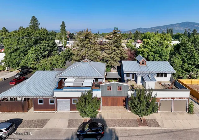 Photo 1 of Single family home for sale at 815 Pine St, Sandpoint, ID 83864 | MLS# 26-9245 | Listing updated on 2026-09-11