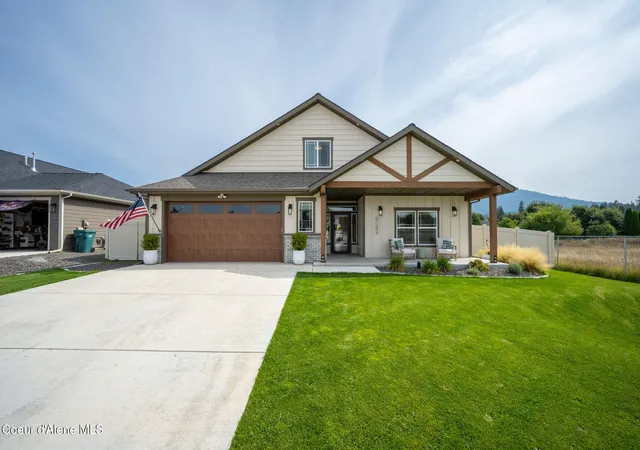 Photo 2 of Single family home for sale at 9084 Secretariat Ln, Hayden, ID 83835 | MLS# 26-9351 | Listing updated on 2026-09-13