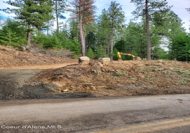 Photo 2 of Land for sale at 7500 W Meadowbrook Loop, Coeur D Alene, ID 83814 | MLS# 26-9380 | Listing updated on 2026-10-07