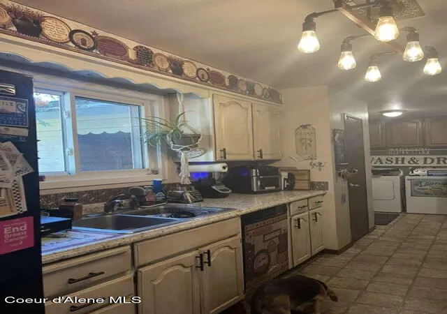 Photo 3 of Multi family home for sale at 1717 E Davis Ave, Coeur D Alene, ID 83815 | MLS# 26-9288 | Listing updated on 2026-09-11
