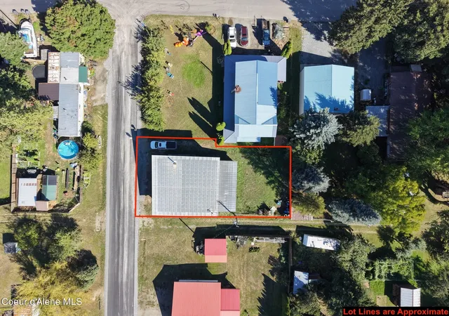 Photo 2 of Single family home for sale at 258 3rd Street, Ponderay, ID 83852 | MLS# 26-9292 | Listing updated on 2026-09-11