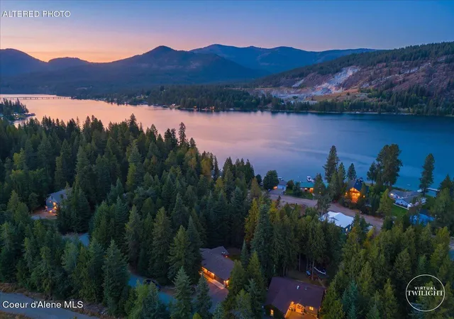 Photo 1 of Single family home for sale at 1205 Wooded Acres Dr, Sagle, ID 83860 | MLS# 26-9298 | Listing updated on 2026-09-11