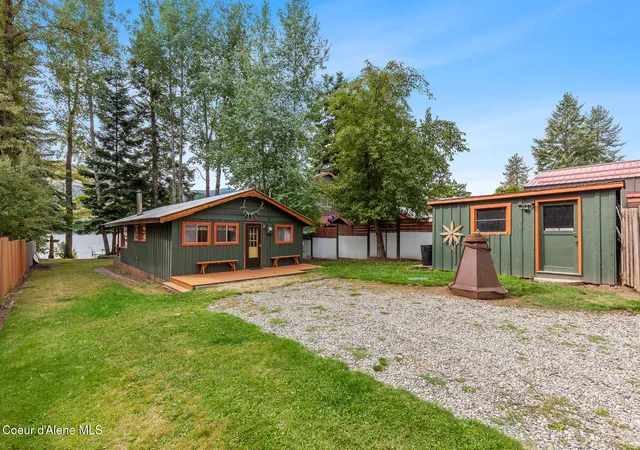 Photo 2 of Single family home for sale at 10218 W Lake Forest Loop, Rathdrum, ID 83858 | MLS# 26-9299 | Listing updated on 2026-09-11