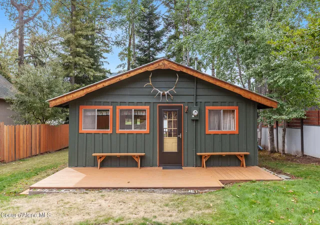Photo 2 of Single family home for sale at 10218 W Lake Forest Loop, Rathdrum, ID 83858 | MLS# 26-9299 | Listing updated on 2026-09-11
