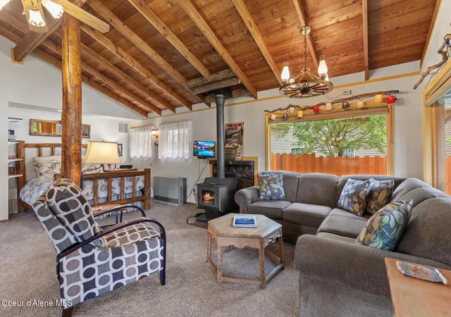 Photo 4 of Single family home for sale at 10218 W Lake Forest Loop, Rathdrum, ID 83858 | MLS# 26-9299 | Listing updated on 2026-09-11