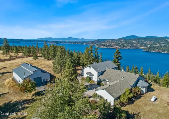 Photo 1 of Single family home for sale at 5522 E Aripa Rd, Harrison, ID 83833 | MLS# 26-9326 | Listing updated on 2026-09-11
