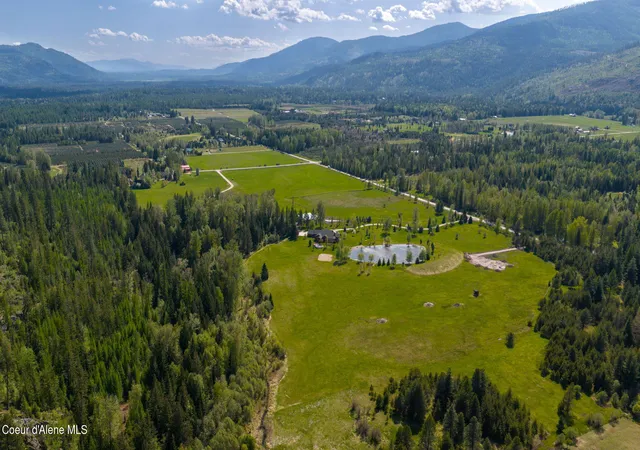 Photo 113 of Single family home for sale at 289 Gold Rd, Naples, ID 83847 | MLS# 26-9338 | Listing updated on 2026-09-12