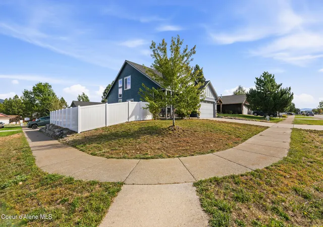Photo 2 of Single family home for sale at 7785 W Meadow Lark Ln, Rathdrum, ID 83858 | MLS# 26-9350 | Listing updated on 2026-09-12