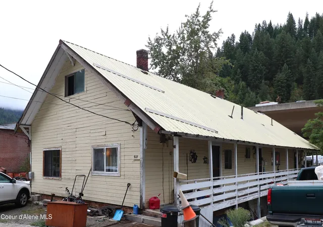 Photo 1 of Sale Pending at 927 Residence St, Wallace, ID 83873 | MLS# 26-9395 | Listing updated on 2026-10-05