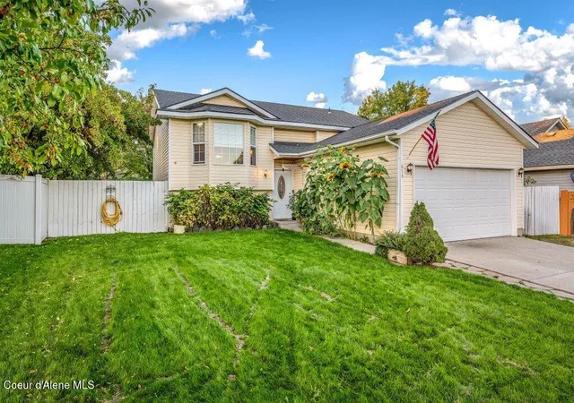 Photo 1 of Single family home for sale at 673 W Combine Way, Coeur D Alene, ID 83815 | MLS# 26-9565 | Listing updated on 2026-10-21