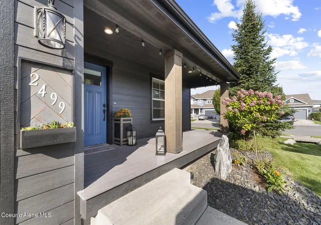 Photo 3 of Sale Pending at 2499 W Sorbonne Dr, Coeur D Alene, ID 83815 | MLS# 26-9400 | Listing updated on 2026-10-02
