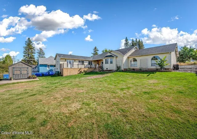 Photo 2 of Single family home for sale at 851 A St, Plummer, ID 83851 | MLS# 26-9591 | Listing updated on 2026-10-26