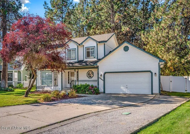 Photo 1 of Single family home for sale at 10643 N Bligh Ct, Hayden, ID 83835 | MLS# 26-10057 | Listing updated on 2026-10-25
