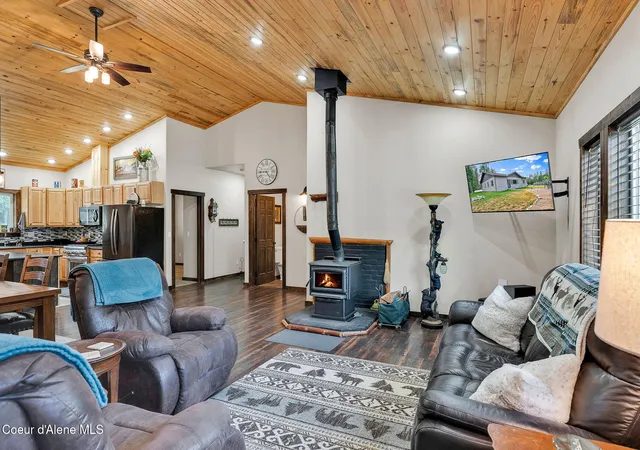 Photo 3 of Single family home for sale at 648 Curley Crk Rd, Moyie Springs, ID 83845 | MLS# 26-9519 | Listing updated on 2026-09-18