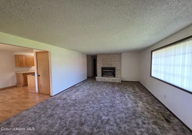 Photo 3 of Single family home for sale at 2341 N Honeysuckle Dr, Coeur D Alene, ID 83814 | MLS# 26-9608 | Listing updated on 2026-10-20