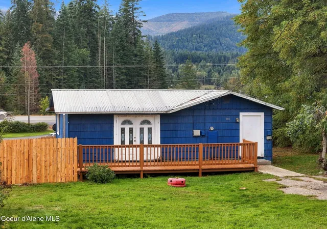 Single family home for sale at 660 Maple Ave, Priest River, ID 83856 | MLS# 26-9477