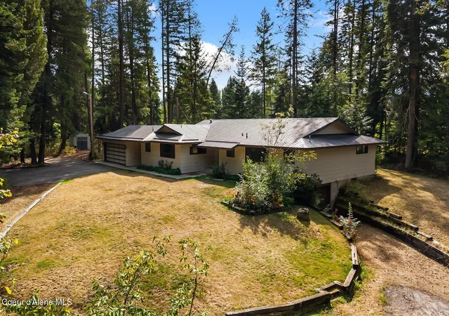 Photo 3 of Single family home for sale at 130 Shady Ln, Priest River, ID 83856 | MLS# 26-9467 | Listing updated on 2026-09-23