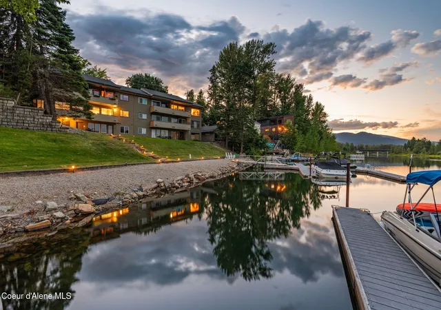 Condo for sale at 720 N 3rd Avenue #5, Sandpoint, ID 83864 | MLS# 26-9468