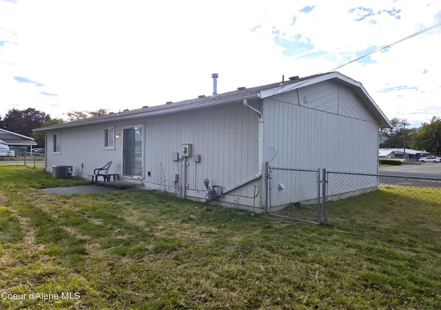Photo 3 of Sale Pending at 302 W 12th Avenue, Post Falls, ID 83854 | MLS# 26-9870 | Listing updated on 2026-10-07