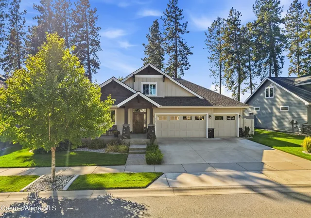 Photo 3 of Sale Pending at 7049 Baudelaire Dr, Coeur D Alene, ID 83815 | MLS# 26-9511 | Listing updated on 2026-10-08