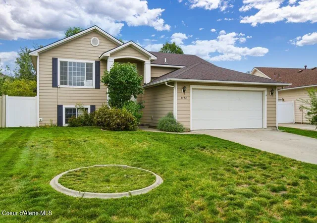 Photo 1 of Single family home for sale at 5472 W Citruswood Dr, Post Falls, ID 83854 | MLS# 26-9549 | Listing updated on 2026-10-28
