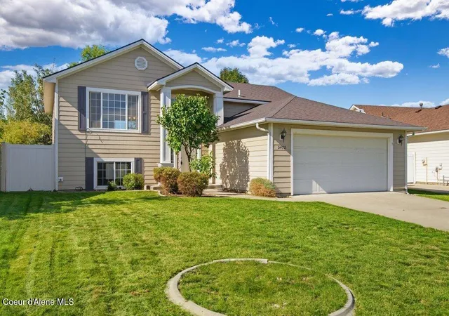 Photo 3 of Single family home for sale at 5472 W Citruswood Dr, Post Falls, ID 83854 | MLS# 26-9549 | Listing updated on 2026-10-28