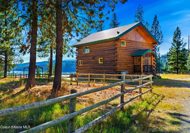 Photo 1 of Single family home for sale at 462 Kirby Mountain (2964 Acres) Rd, Hope, ID 83836 | MLS# 26-9529 | Listing updated on 2026-09-18