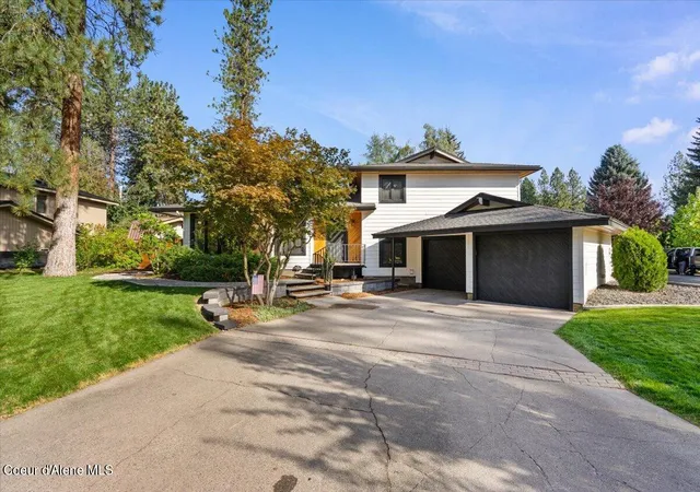 Photo 2 of Sale Pending at 2201 W Canyon Dr, Coeur D Alene, ID 83815 | MLS# 26-9571 | Listing updated on 2026-10-02