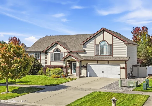 Photo 1 of Single family home for sale at 1484 E Bobwhite Ln, Post Falls, ID 83854 | MLS# 26-9584 | Listing updated on 2026-10-06