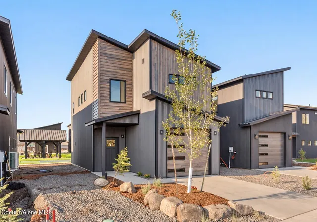 Photo 1 of Sale Pending at 373 N Wylder Lp, Post Falls, ID 83854 | MLS# 26-9595 | Listing updated on 2026-10-09